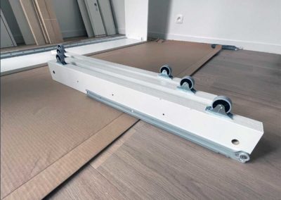 Montage et assemblage d'un lit Ikea FLEKKE
