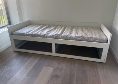 Montage et assemblage d'un lit Ikea FLEKKE